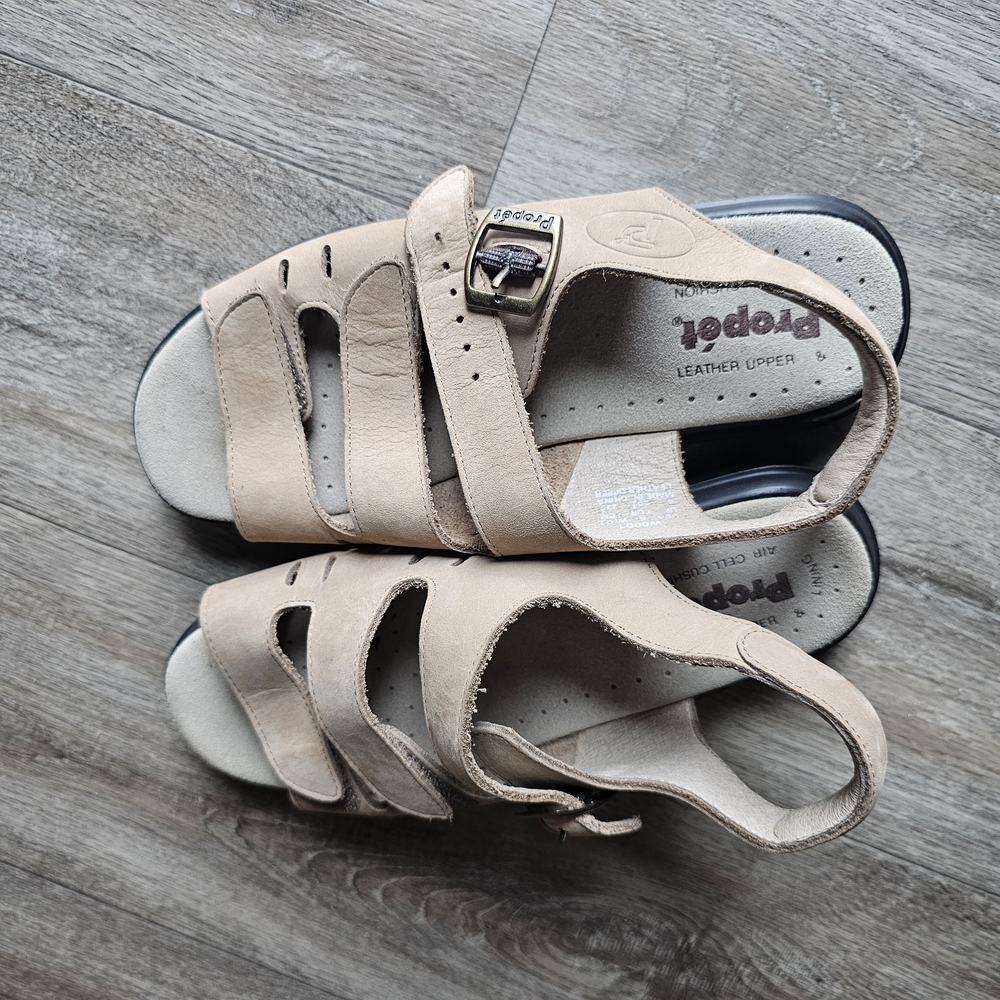 Women's Tan Sandals